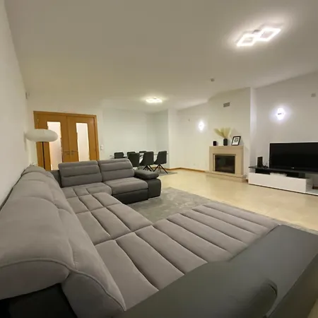 Alpes House Da Serra De Sintra * Rio de Mouro